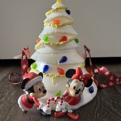  2020 Disney Parks White Christmas Tree Mickey Minnie Holiday Popcorn Bucket