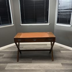Desk With 3 Drawers 