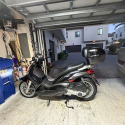 2007 Piaggio BV250
