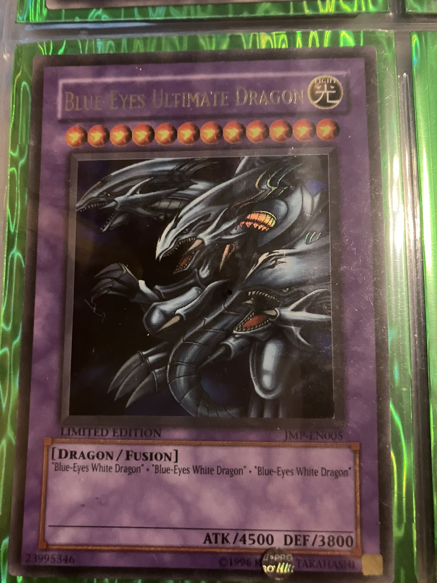 Blue Eyes Ultimate Dragon Jump-en005