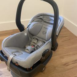 Uppababy Mesa V2 Infant Car Seat & Base