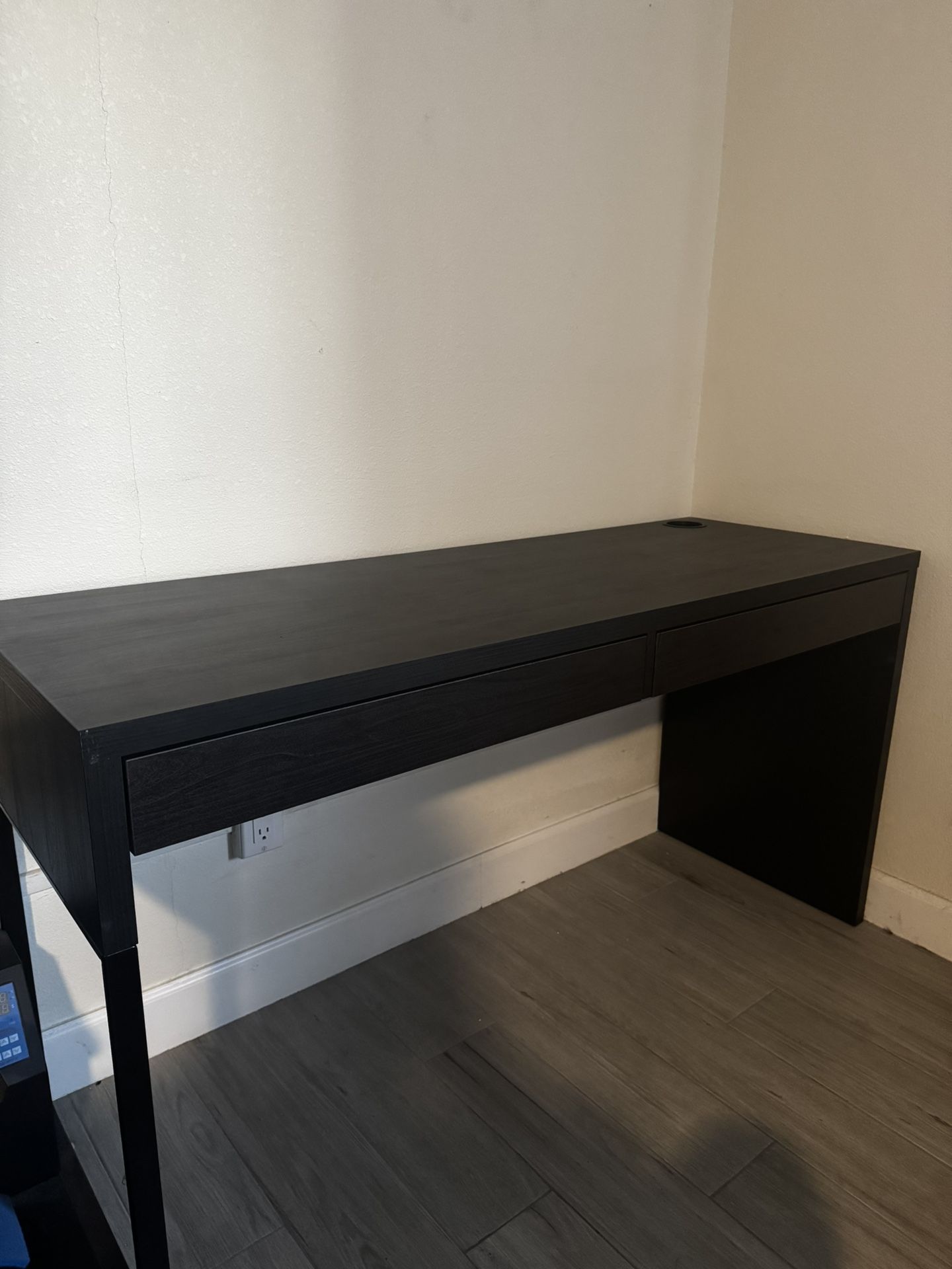 Ikea Micke Desk