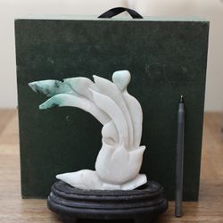 Antique Jade hand-craved bok choy sculpture - Chinese antique  - great condition - with box. 