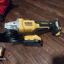 Grinder Dewalt XR