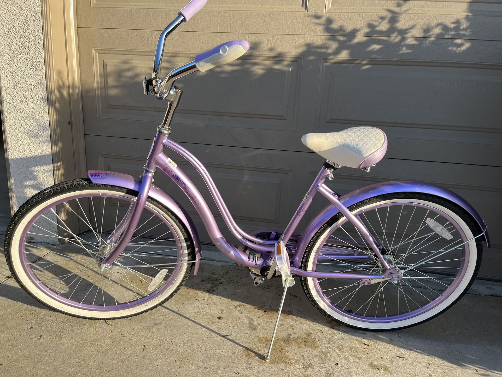 Schwinn ladies legacy sales 24 cruiser bike
