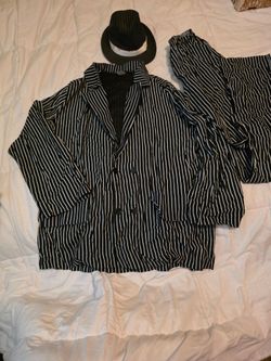 Halloween 20s Mobster Costume