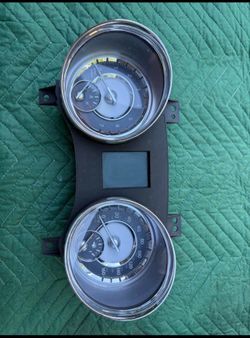 Chrysler 300 cluster