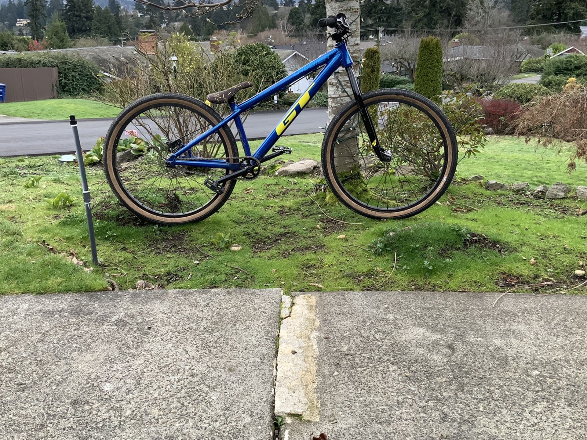 GT La Bomba Rigid Dirt Jumper, Used for Sale in Bellevue, WA OfferUp