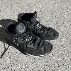 Nike Kyrie Infinity ‘Black Metallic Silver’