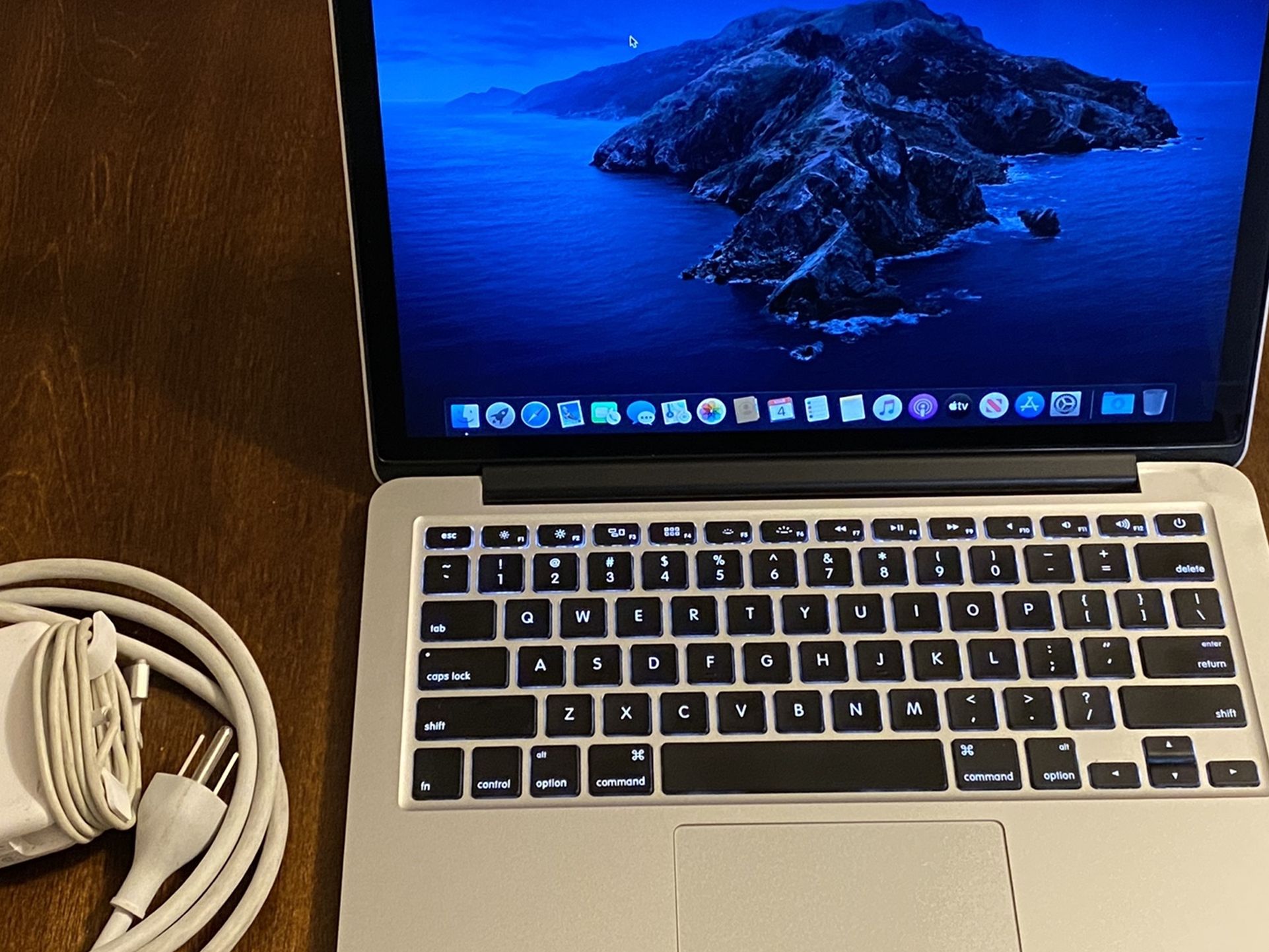 MACBOOK PRO 13” LATE 2012 i5, 8GB, 256 SSD, CLEAN LATEST OS, PRICED TO SELL QUICK