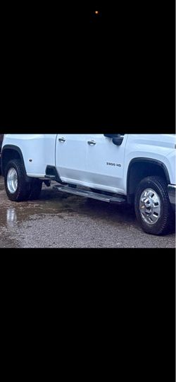 Wheels- like new OEM ‘25 Chevy Silverado Dually