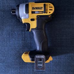 DEWALT IMPACT DRILL ( No Battery No Charger  )