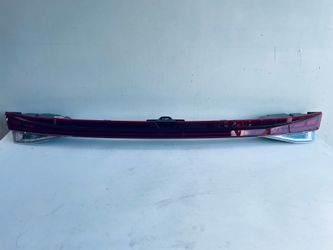 21-2023 HYUNDAI ELANTRA REAR CENTER TAIL LIGHT W/ LED OEM