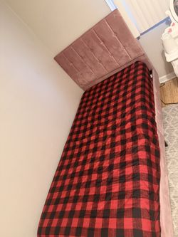 Twin Bed + Mattress