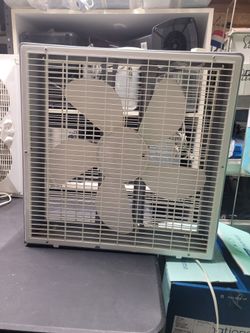 " 💨💨3speed window Box Fan...💨

Heavy-duty