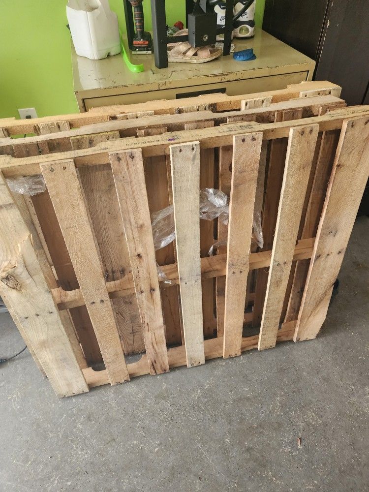 Wood Pallets 48x40