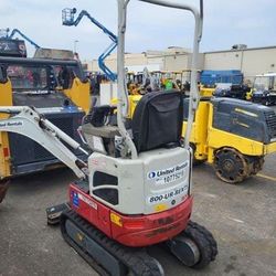 Takeuchi 2018 TB210R  Mini Excavator 