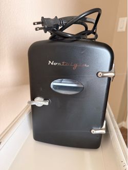 Mini fridge