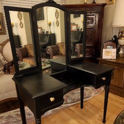 Mirrored makeup vanity 