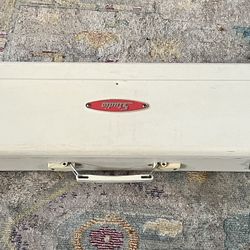 Studio Knitting Machines Models 326  And 260 L