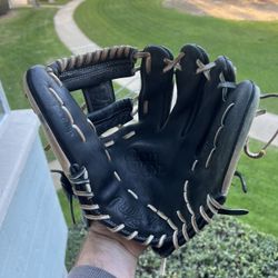 Rawlings Genuine Leather 11.5” Baseball Glove Black/ White Pro Design GGNP4BW