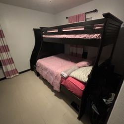 Triple Bunk Bed Set w/ Dresser 