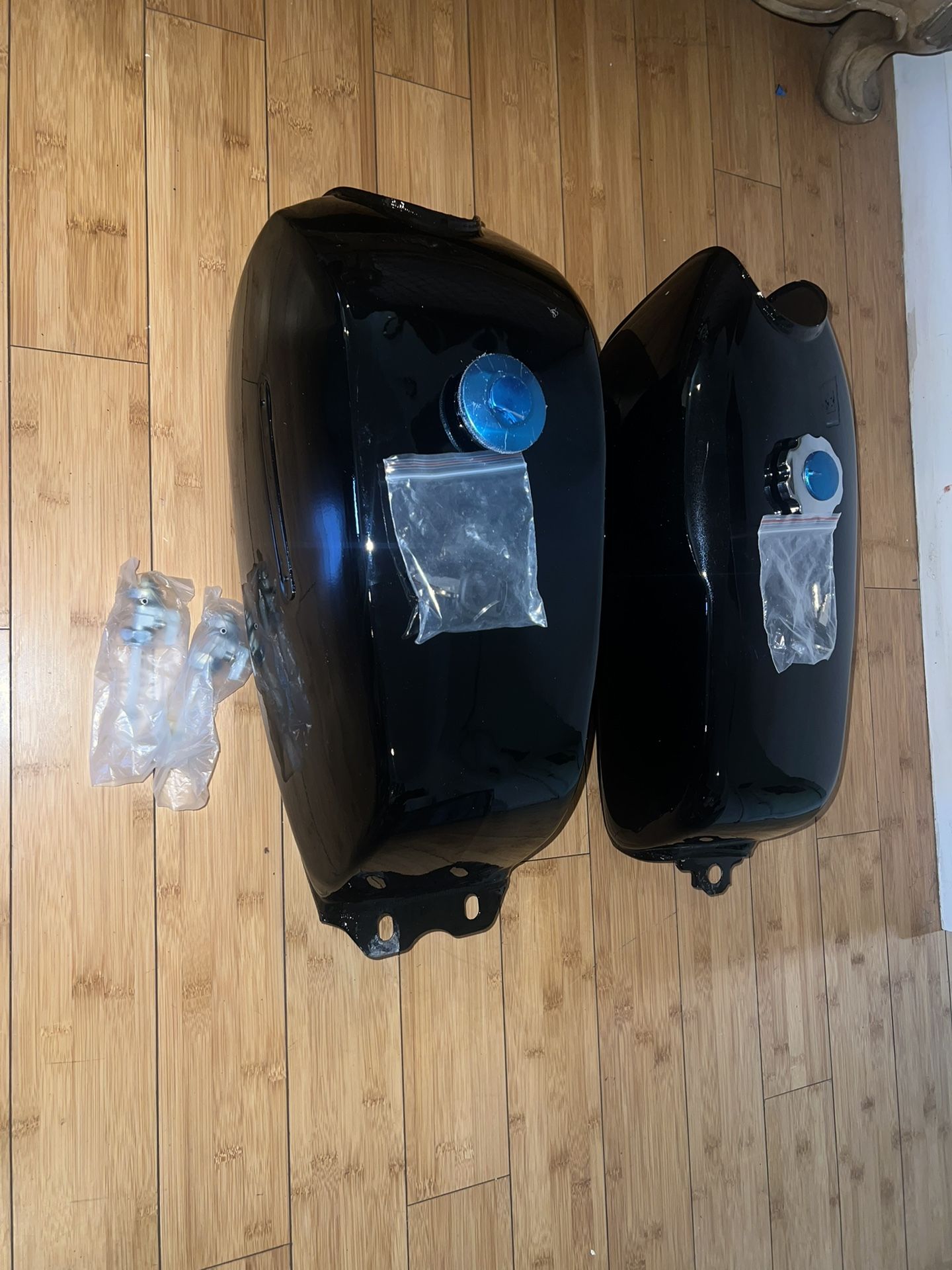 UNBRANDED MOTORCYCLE GAS TANK