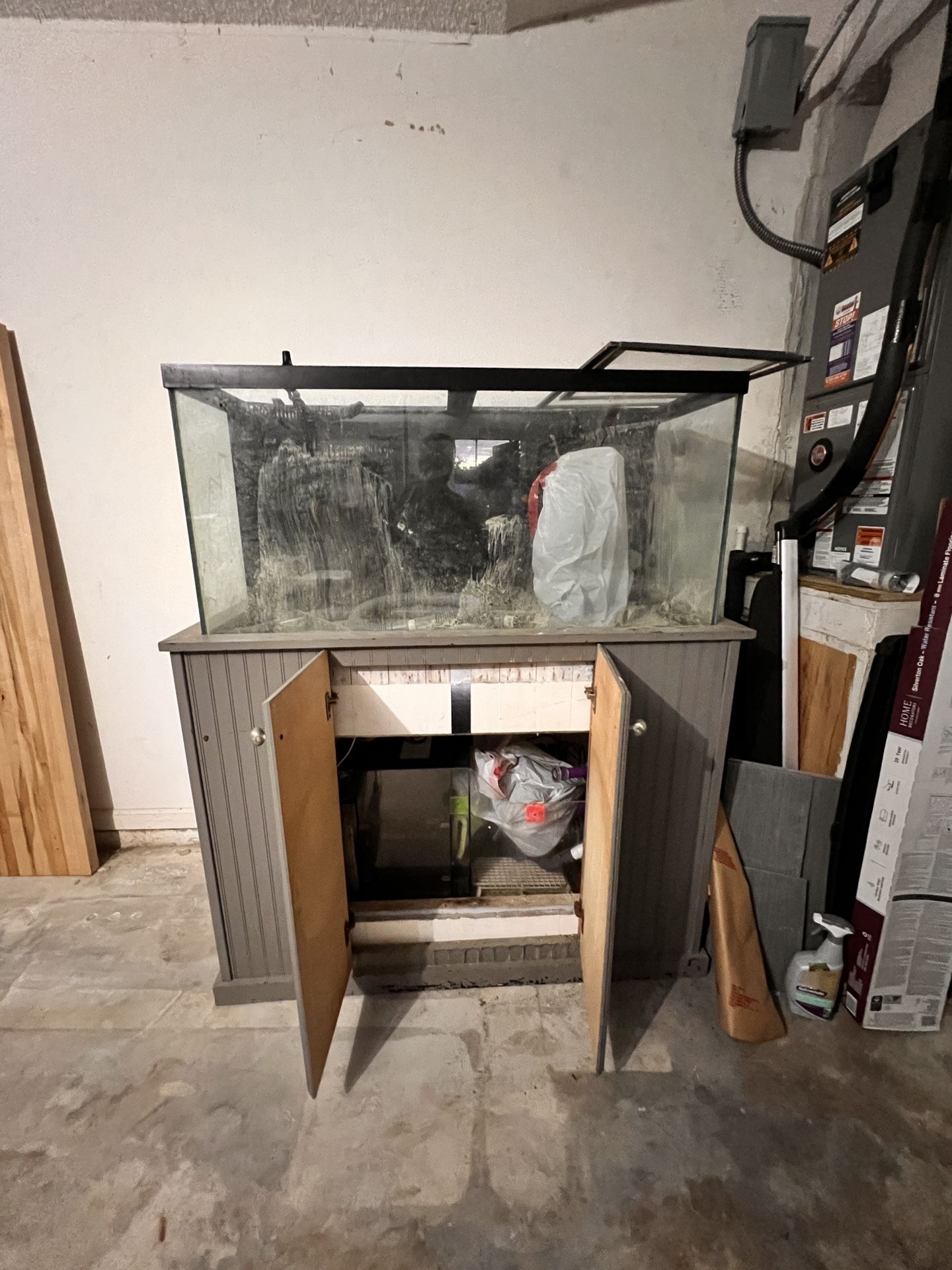 90 Gallon Fish Tank