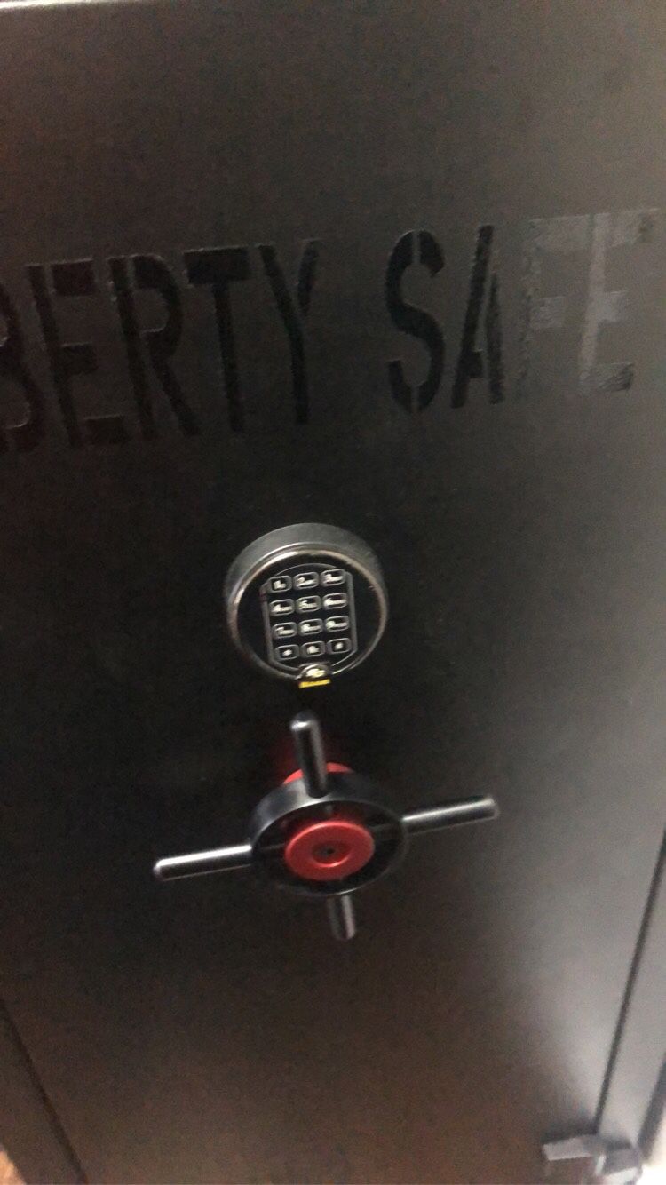 Liberty vault safe