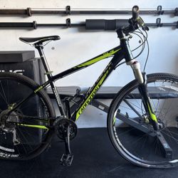 Cannondale SL 4 (29″) Mountain Bike Medium Shimano Alivio