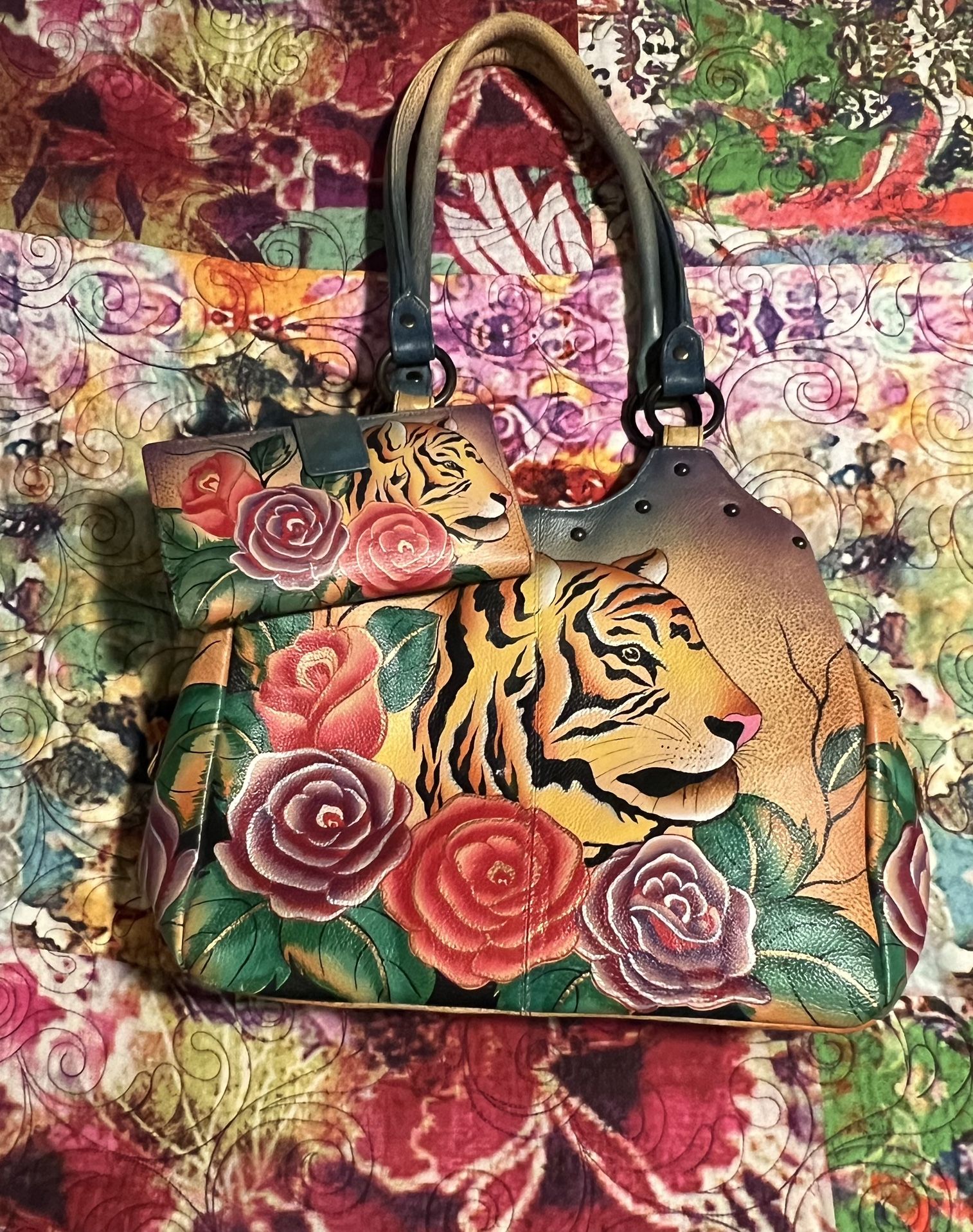 Anuschka Hand Painted Tiger & Roses Leather Shoulder Handbag & Wallet.