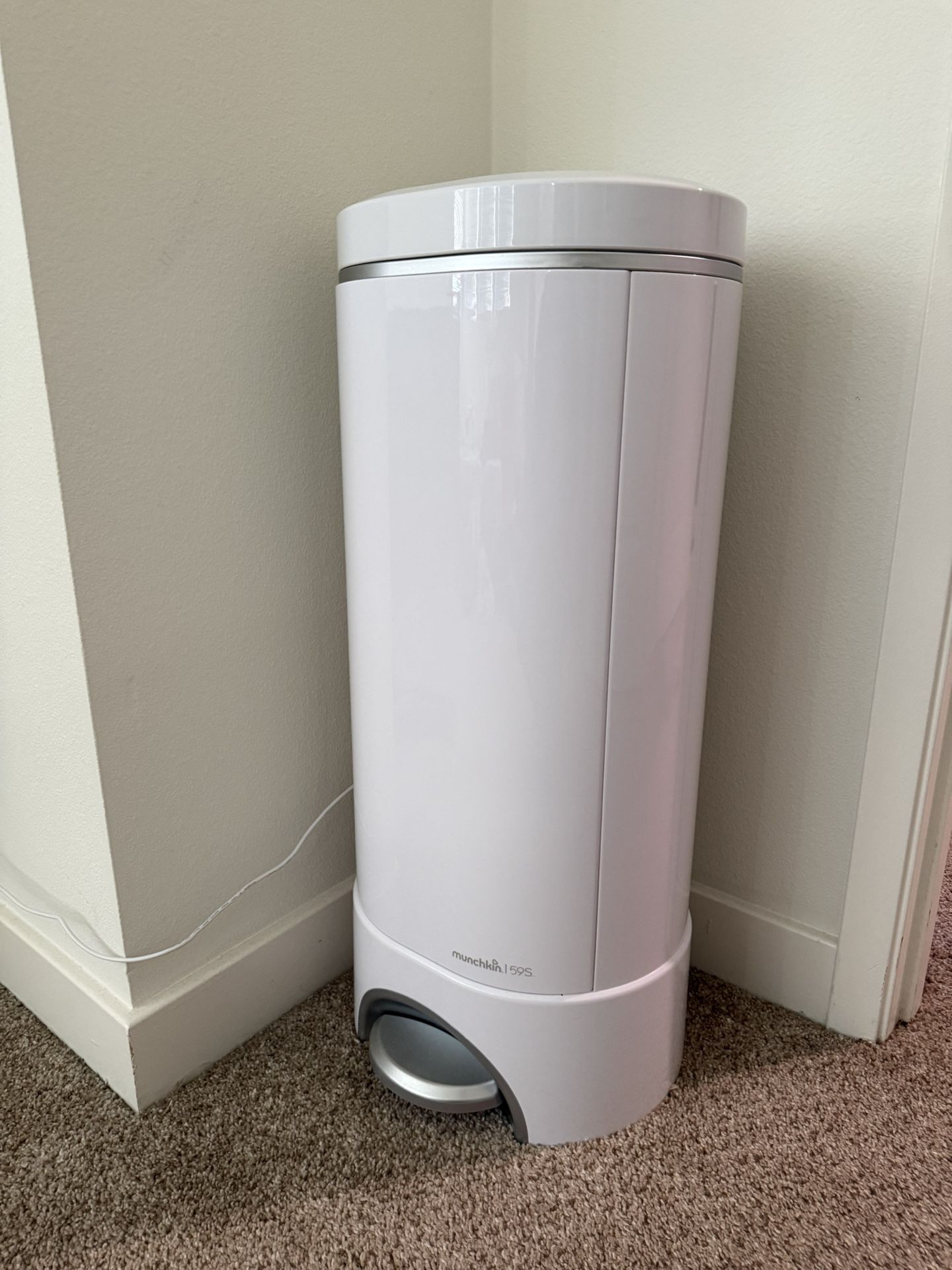 Munchkin UV Diaper Pail