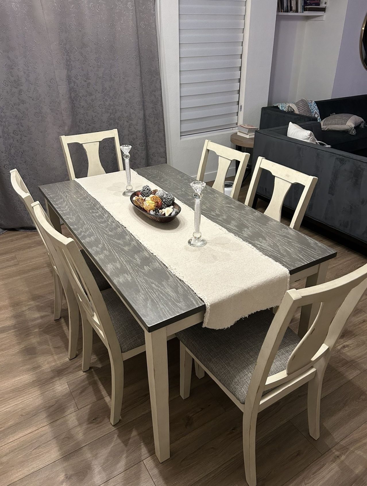 6 Chairs And Table