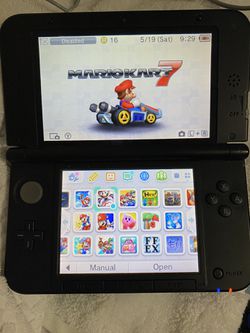 Nintendo 3DS xl with a lot of games in sd card