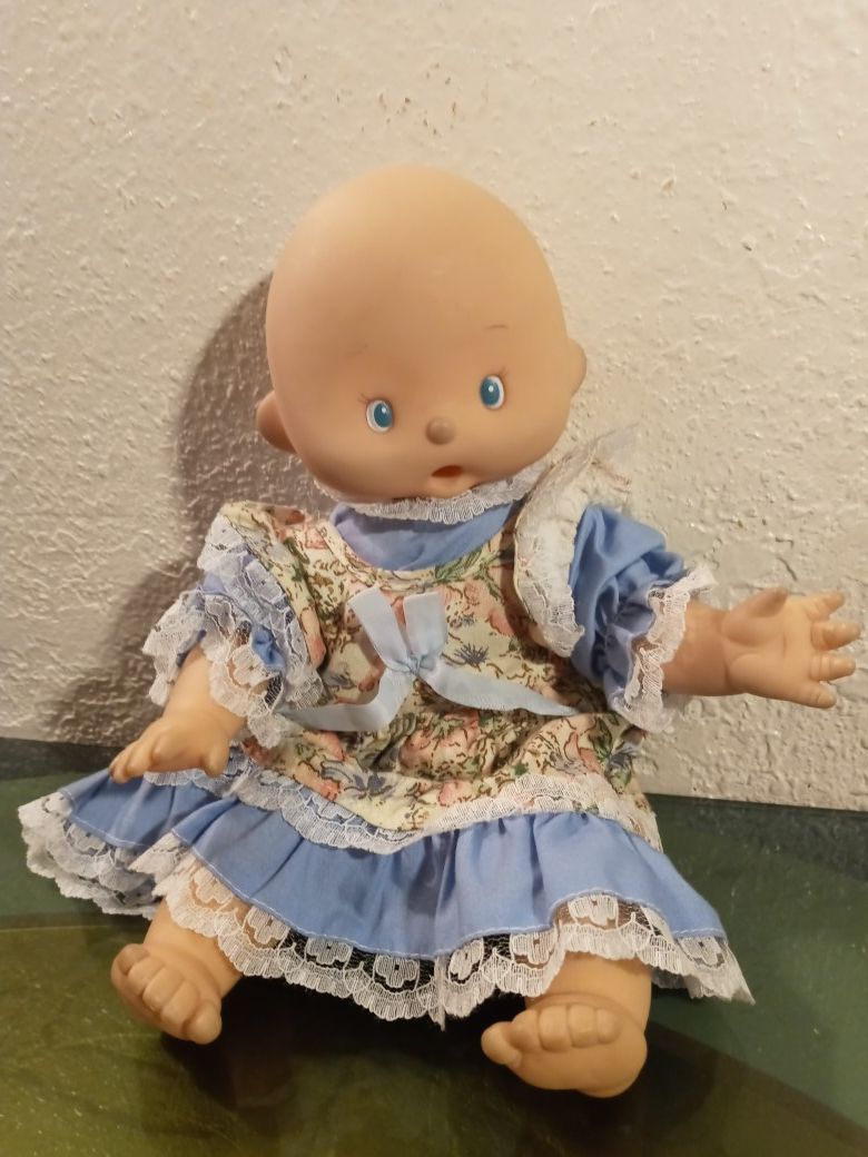 "2000 cititoy "10" plush baby doll"