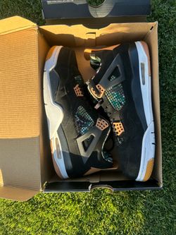 Jordan 4