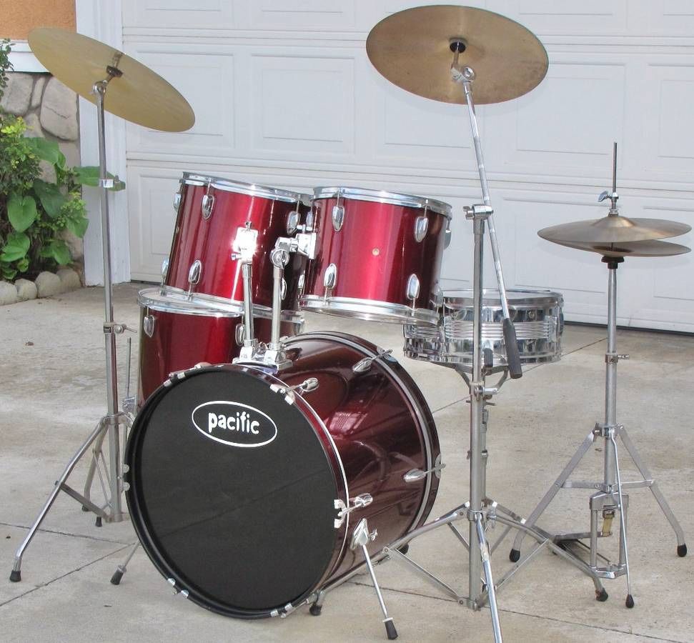 Pacific Red Drum Set With Cymbals And Hardware