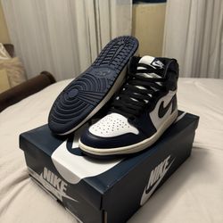Men’s Jordan 1 “Midnight Navy”