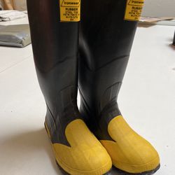 Ironwear Rubber Steel Toe Boots Size9