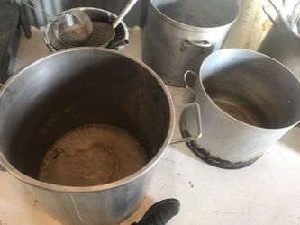 5 gallon to 60 gallon kettles. (12) left