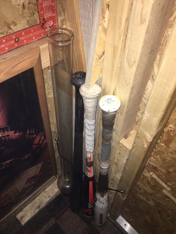 USED, Graffix water pipe/ Bong Needs Female and bowl