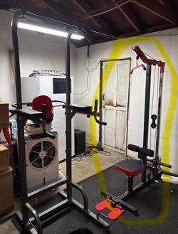 Home Gym lat pull down and back row machine combo