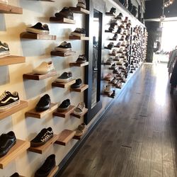 Vans Converse, Adidas, Nike, Wolverine Uggs Reebok Everything Must Go Through Closing 50+70 % Off 