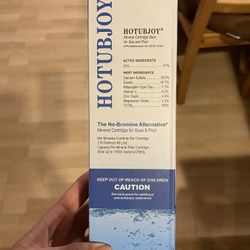 Brand new HOTUBJOY Pool Mineral Cartridge Stick Filter System,Brings You 6 Moths Crystal Clean Water