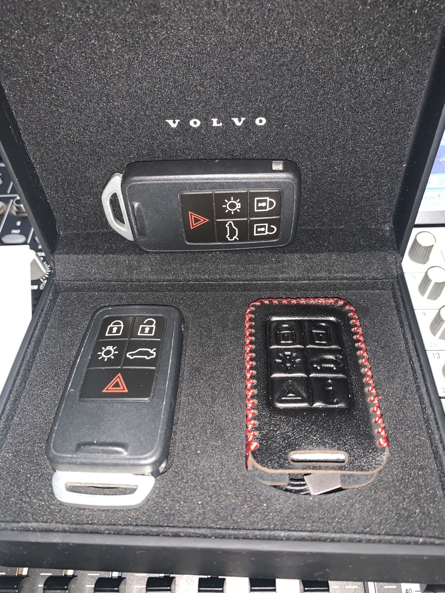 Set Of Volvo Key Fobs. for Sale in Martinsburg, WV OfferUp