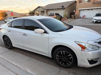 2015 nissian Altima