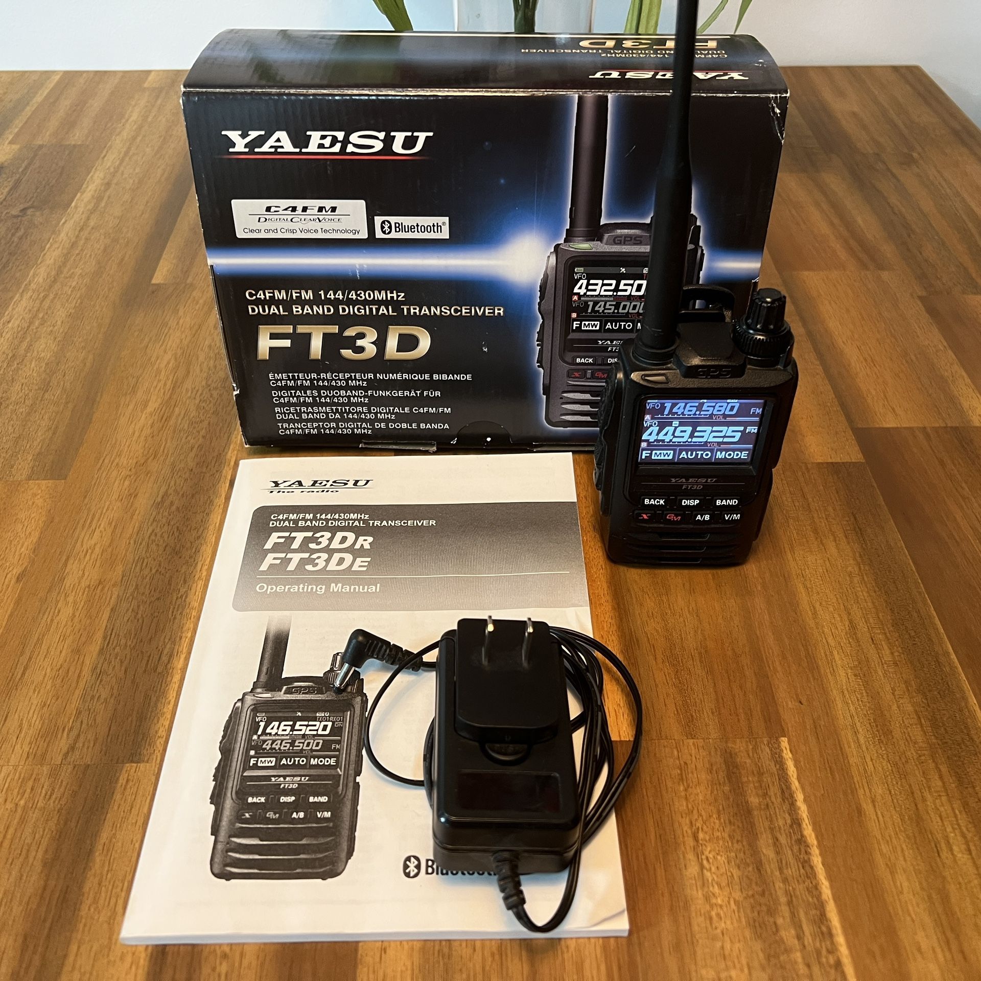 Yaesu FT3DR Handeld