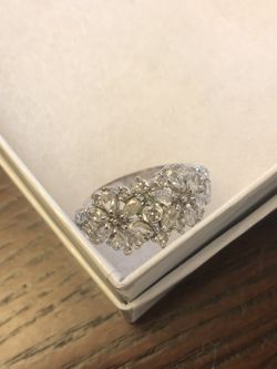 Crystal ring size 6