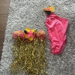Hawaiian luau Girl