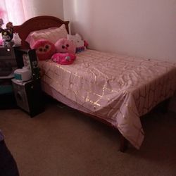 Twin Bed Set 